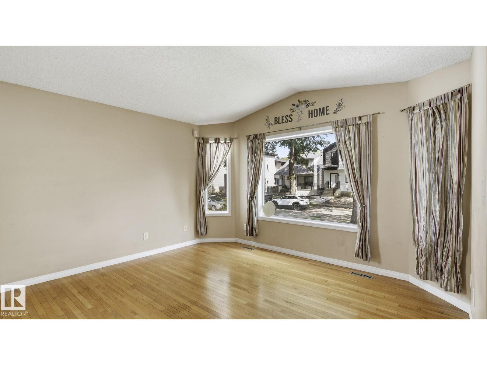 12002 91 ST NW - 6