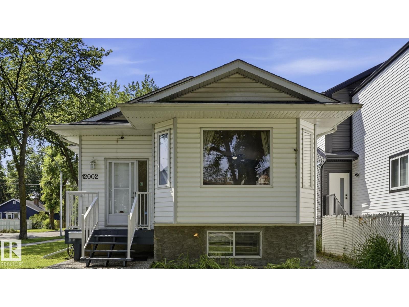 12002 91 ST NW - 1
