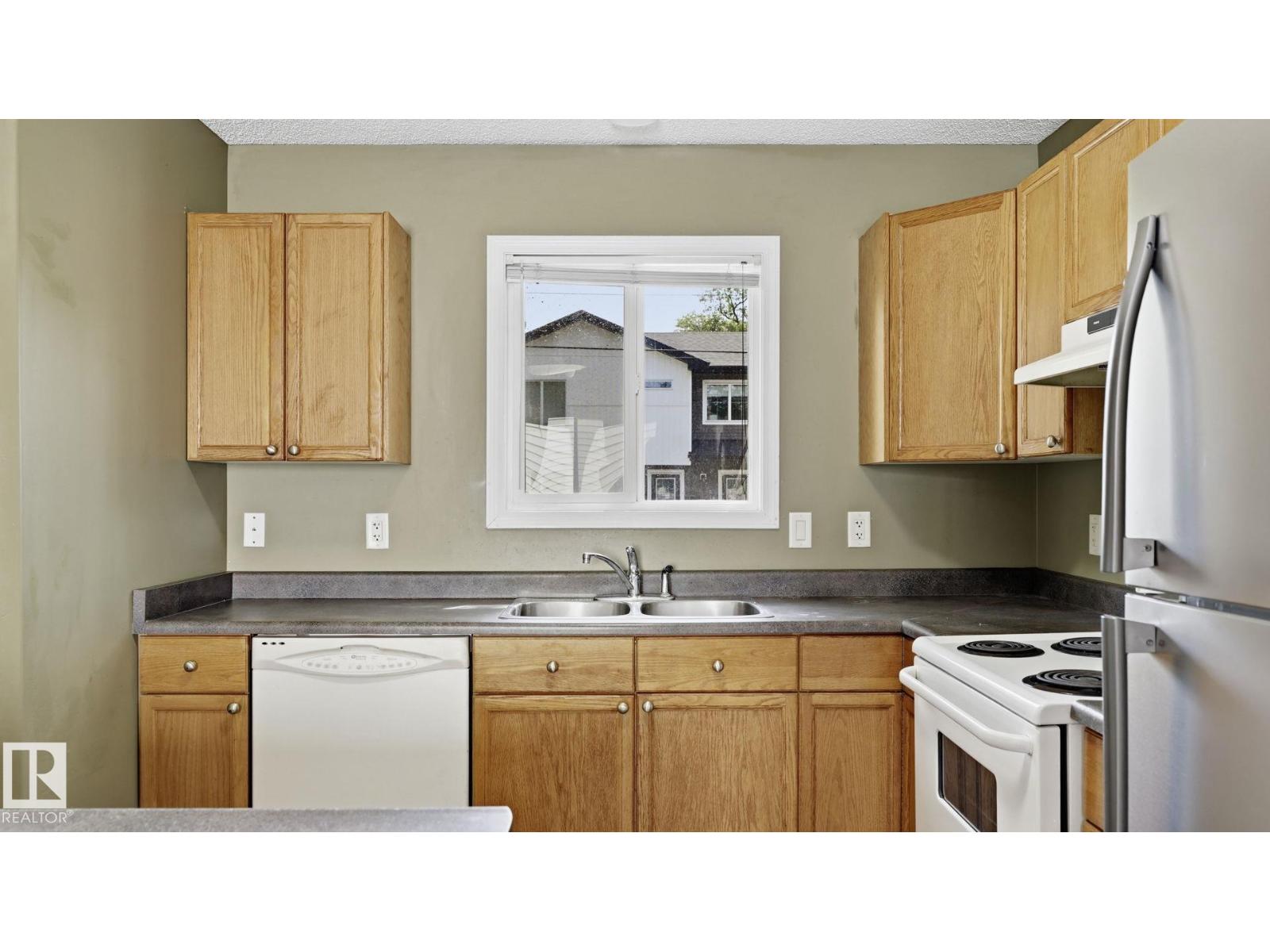 12002 91 ST NW - Image 15