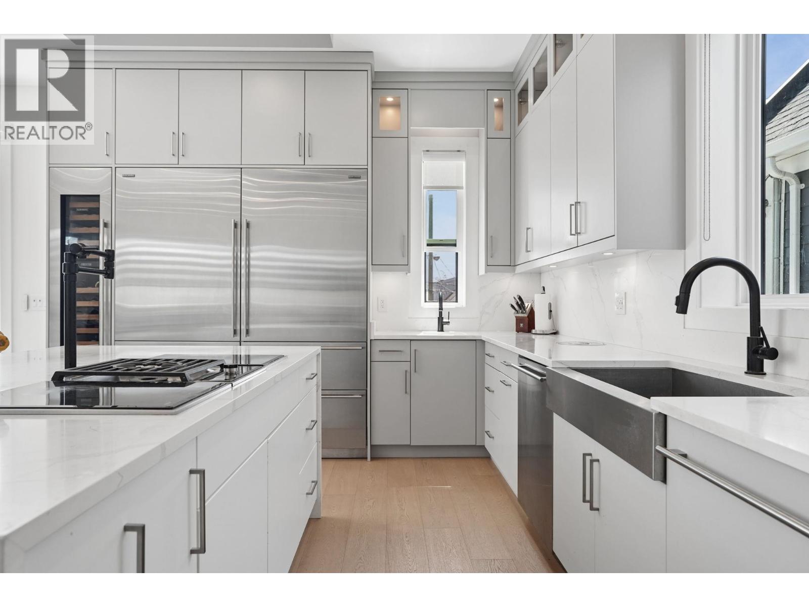 7 Bed, 8 Bath House for Sale in Vancouver – 72 E 57TH AVENUE, Vancouver – MLS# R3152584 - Image 14
