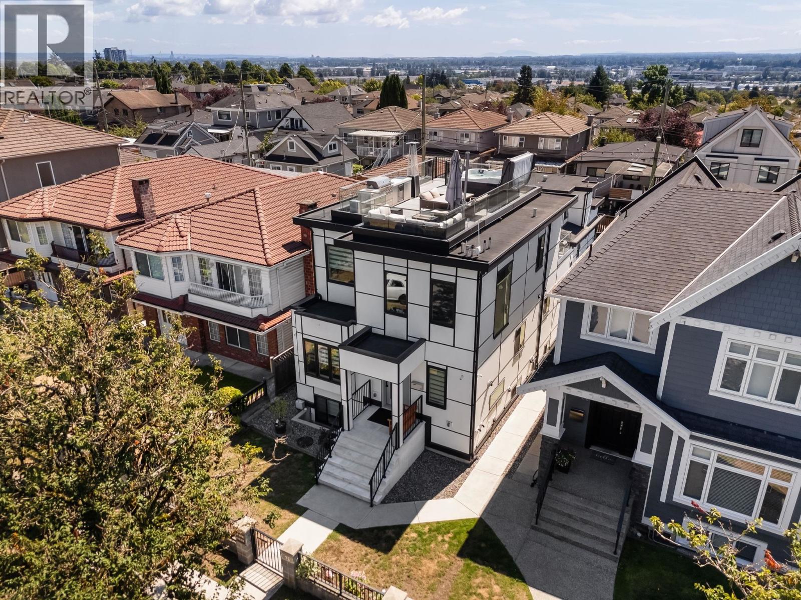 7 Bed, 8 Bath House for Sale in Vancouver – 72 E 57TH AVENUE, Vancouver – MLS# R3152584 - Image 36