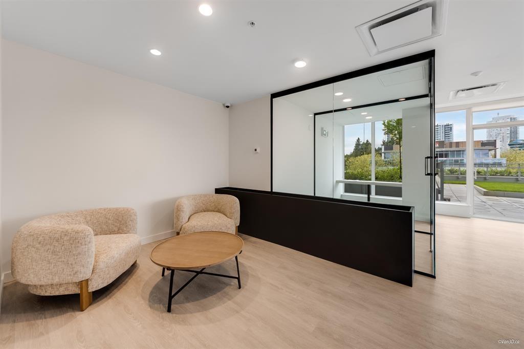 12XX 9675 KING GEORGE BOULEVARD, Surrey