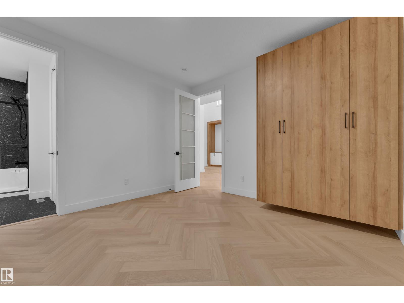 2817 63 AV - Image 13