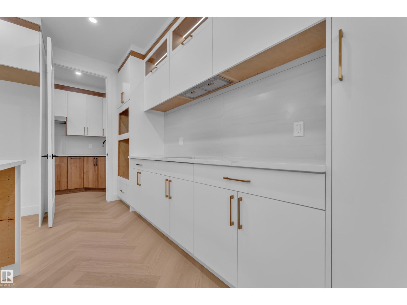 2817 63 AV - Image 22