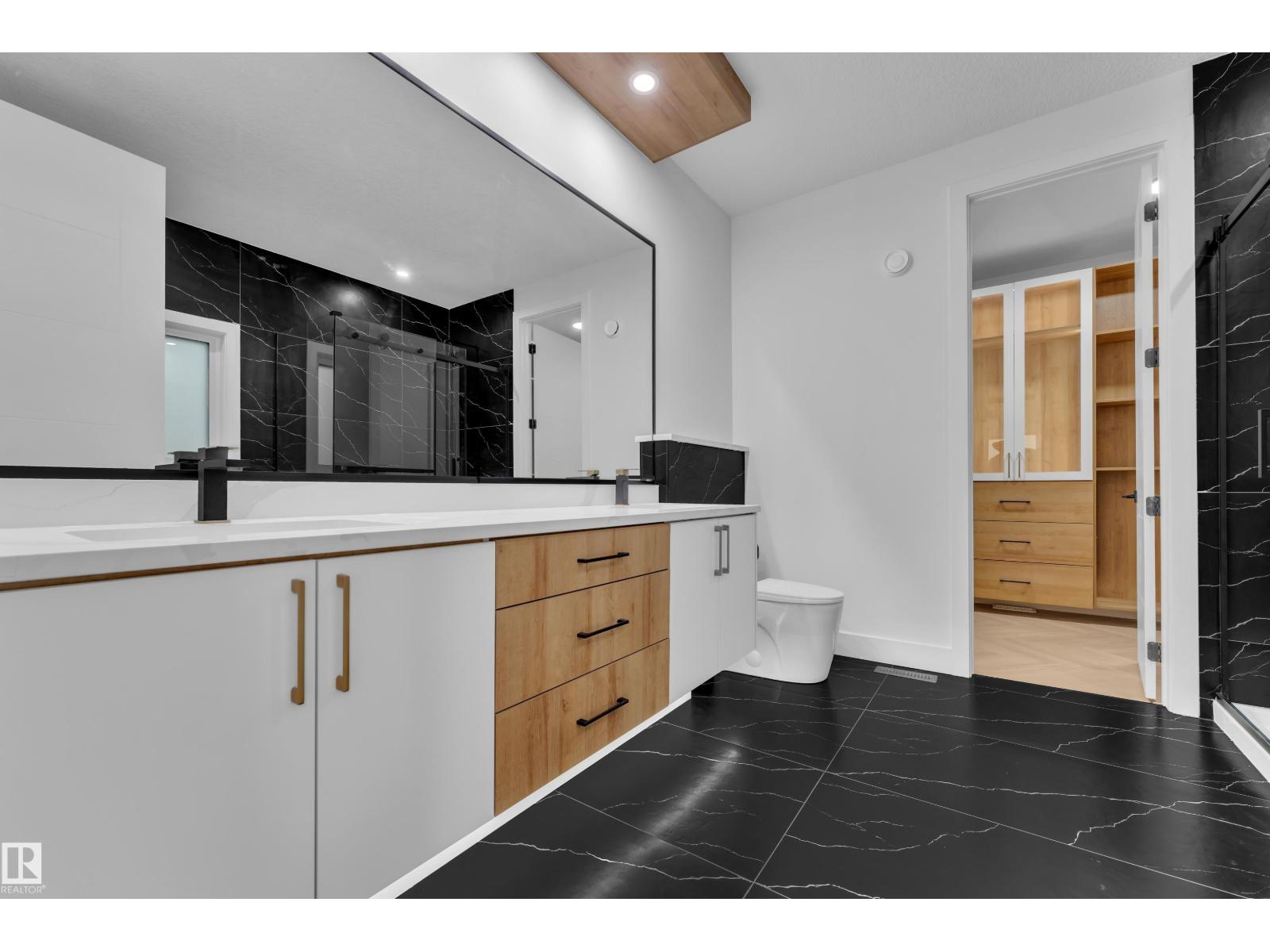 2817 63 AV - Image 31