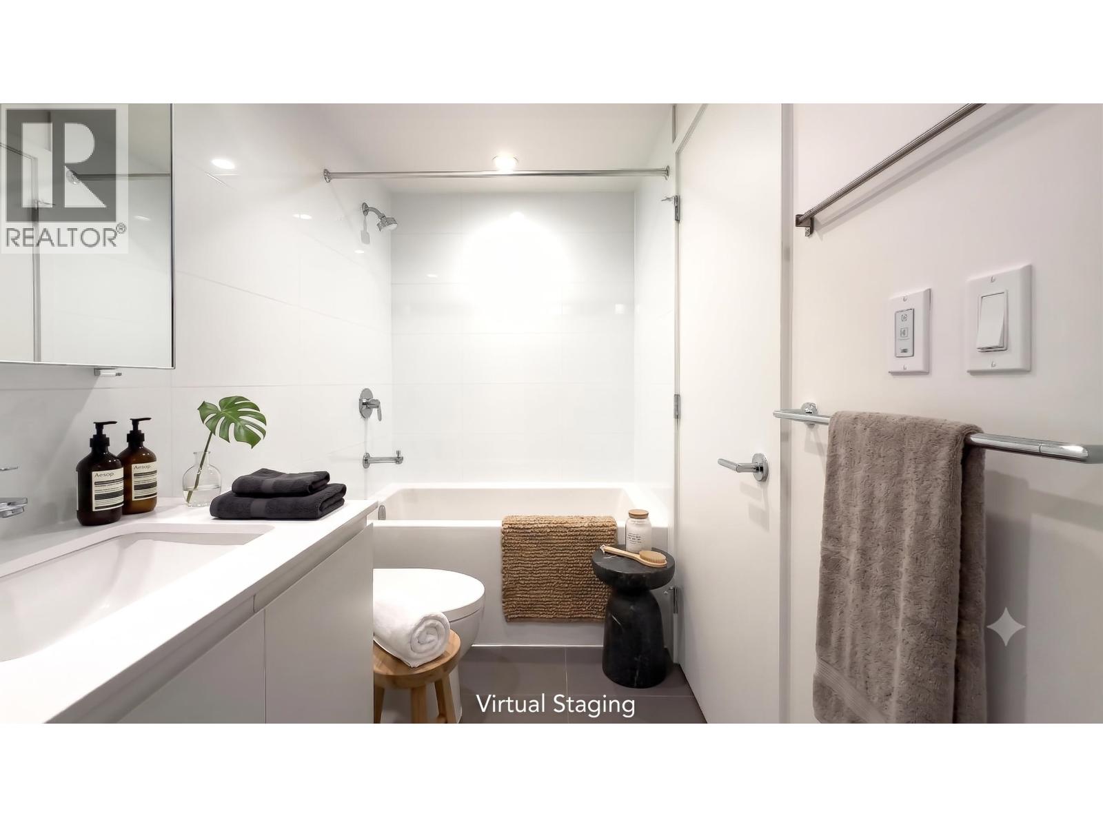 4302 3809 EVERGREEN PLACE, Burnaby
