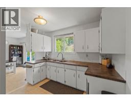 Bedroom - 1680 Mt. Dufferin Drive, Kamloops, BC V2E1A2 Photo 6