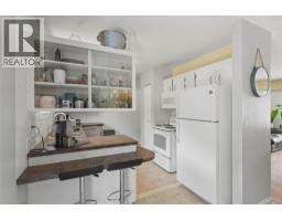 Bedroom - 1680 Mt. Dufferin Drive, Kamloops, BC V2E1A2 Photo 8