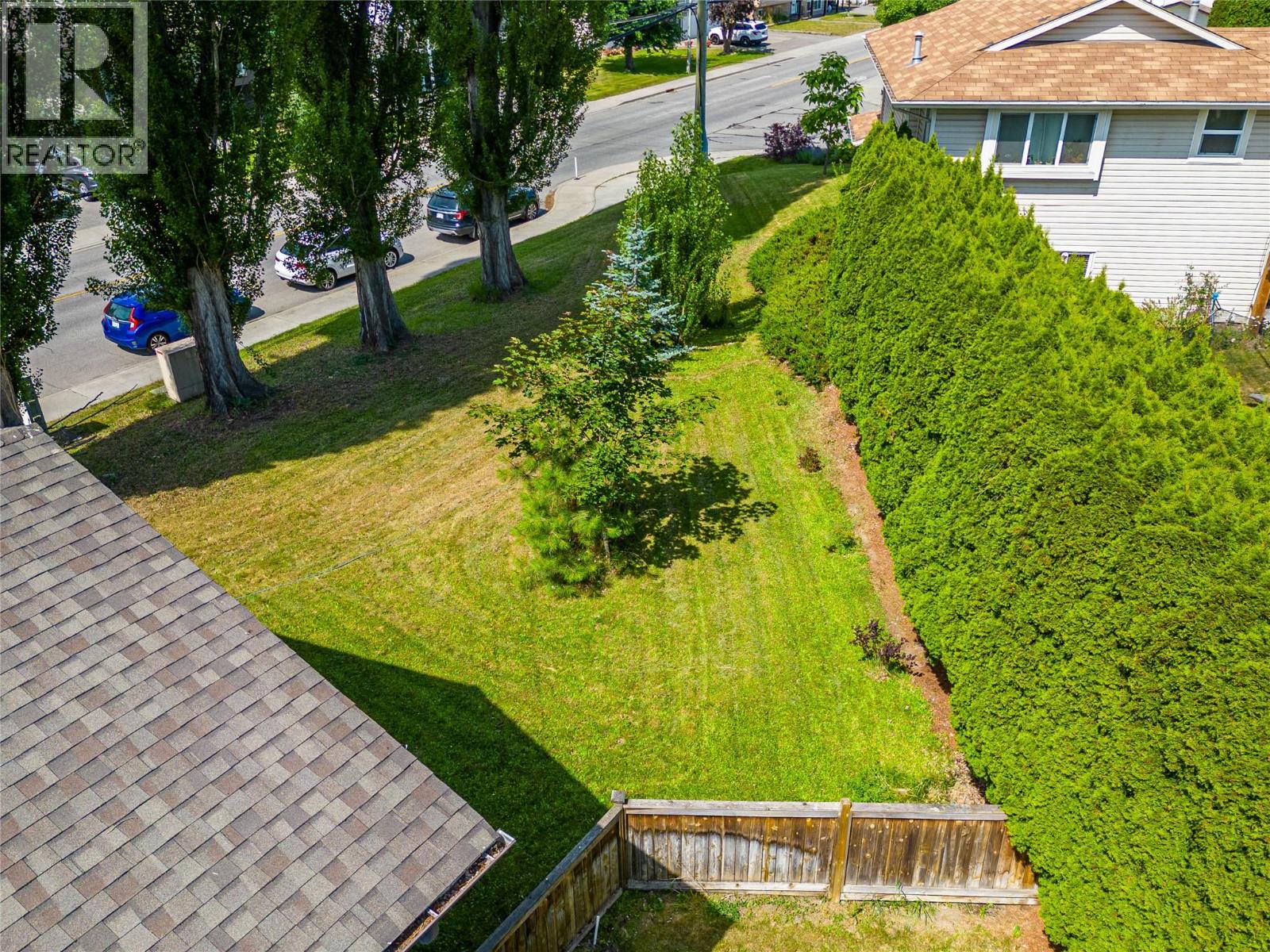 1680 Mt. Dufferin Drive - 30