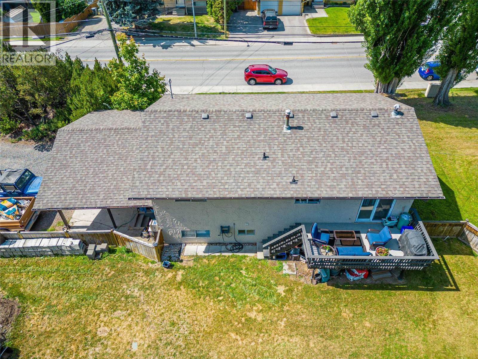 1680 Mt. Dufferin Drive - 23