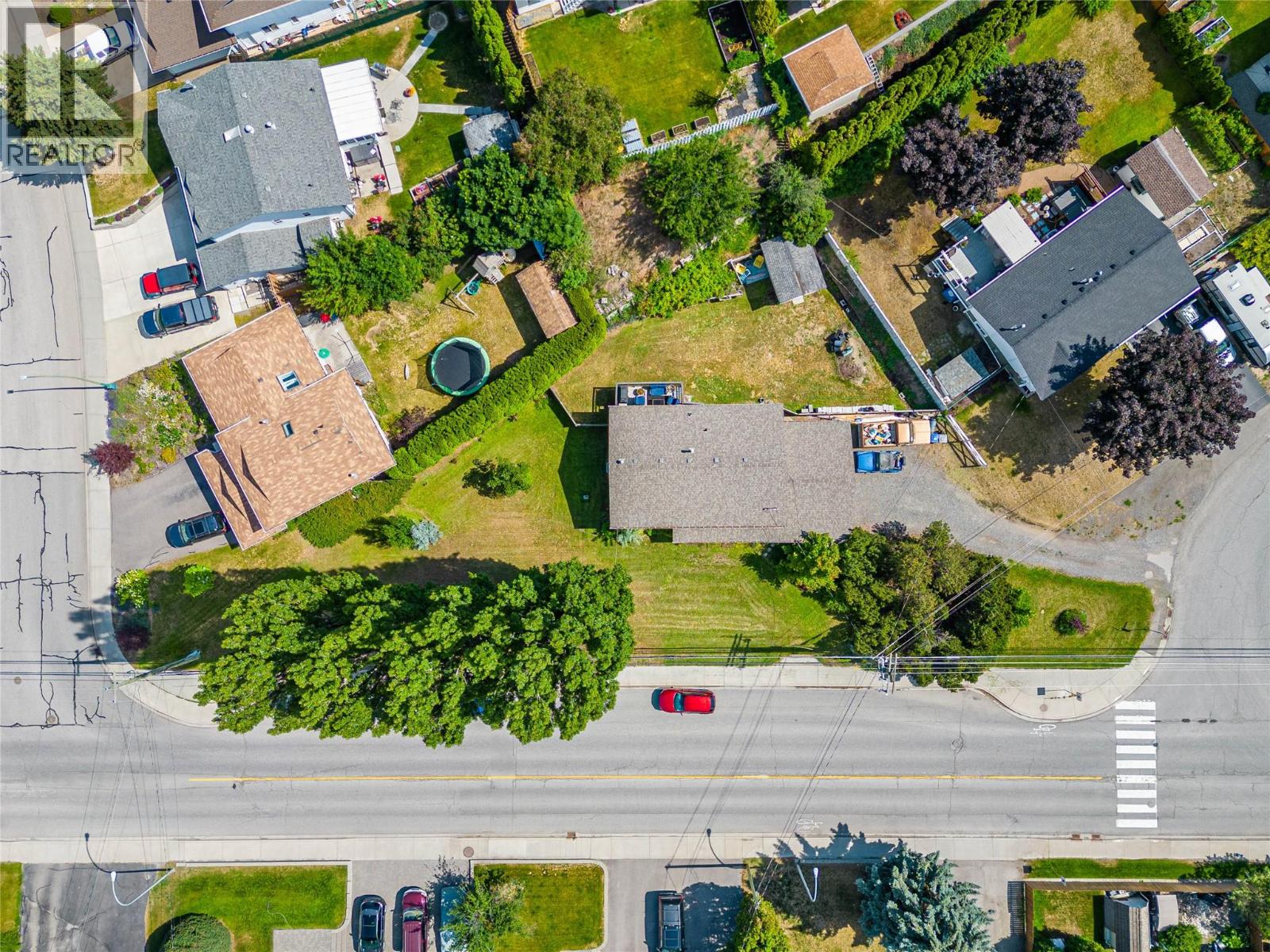 1680 Mt. Dufferin Drive - 39