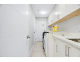 6647 121a Street, Surrey, BC V3W0H8 Photo 36