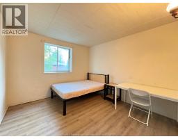 3044 Sandwich Unit# 302, Windsor, ON N9C1A4 Photo 12