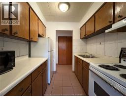 3044 Sandwich Unit# 202, Windsor, ON N9C1A4 Photo 7