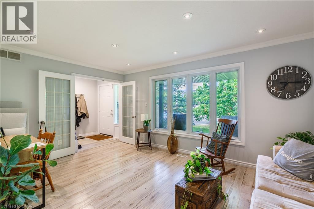 907 DOON VILLAGE Road - Image 14