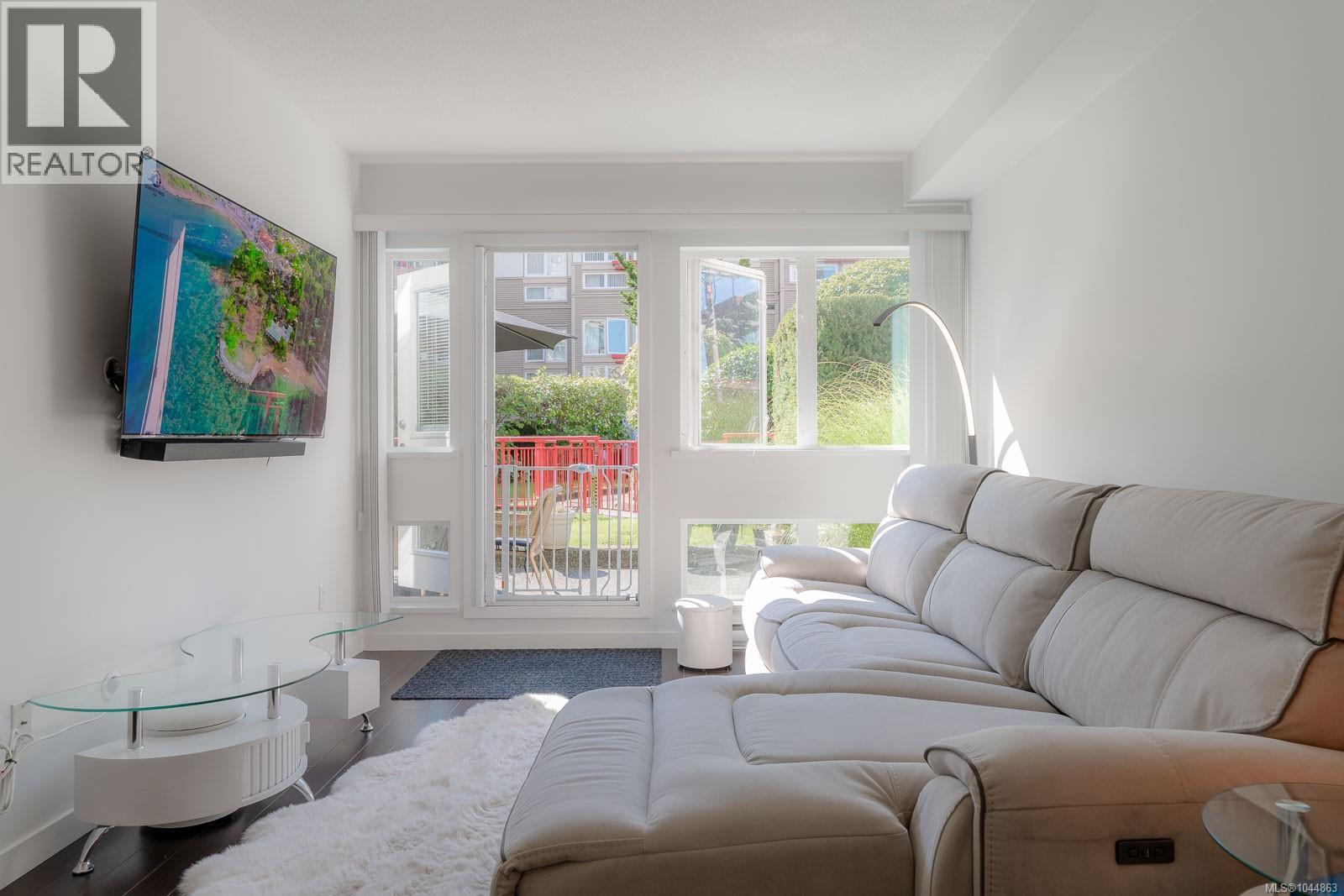 207 99 Chapel St, Nanaimo — photo 3