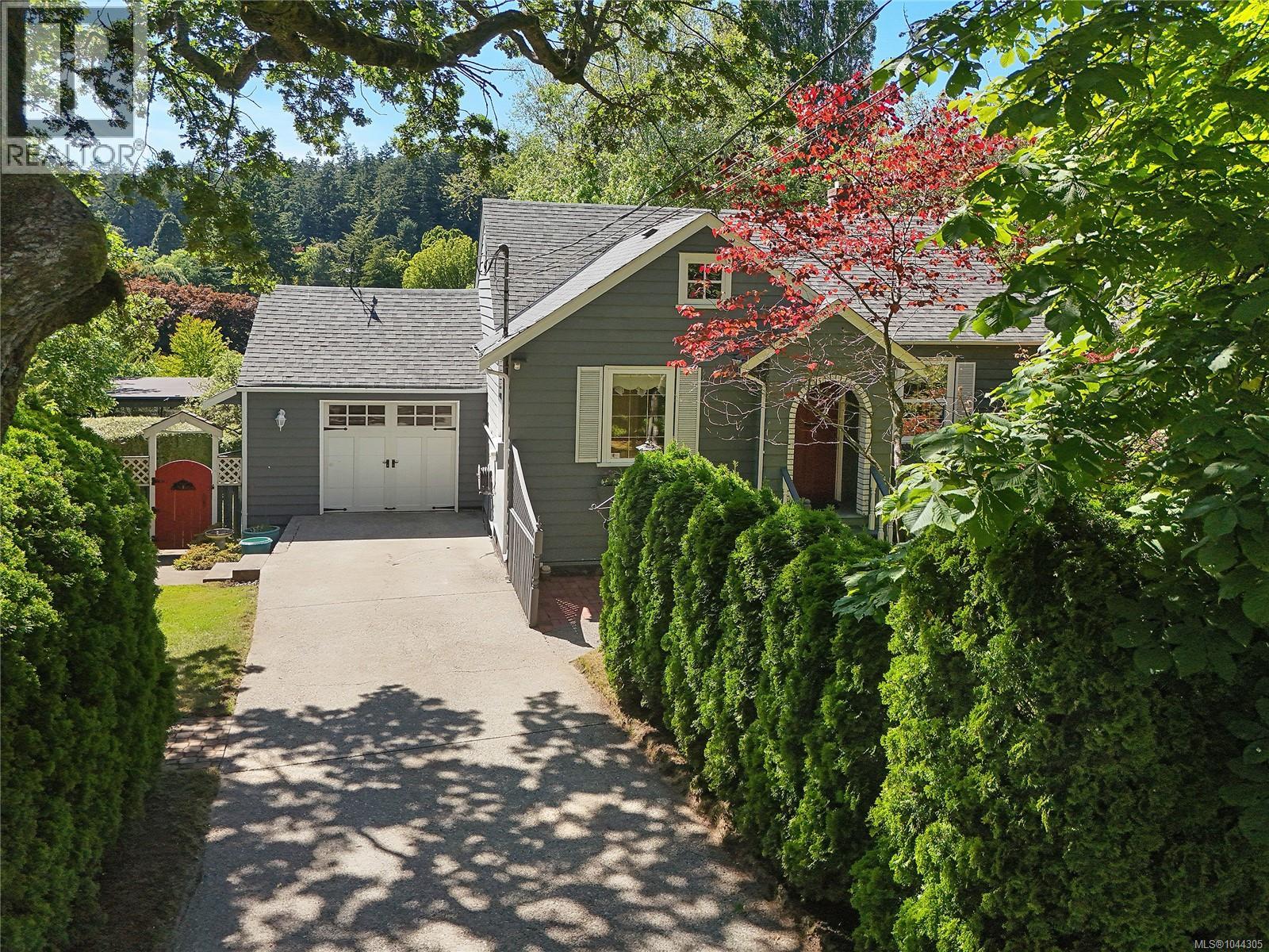 4296 CEDAR HILL Rd - 3