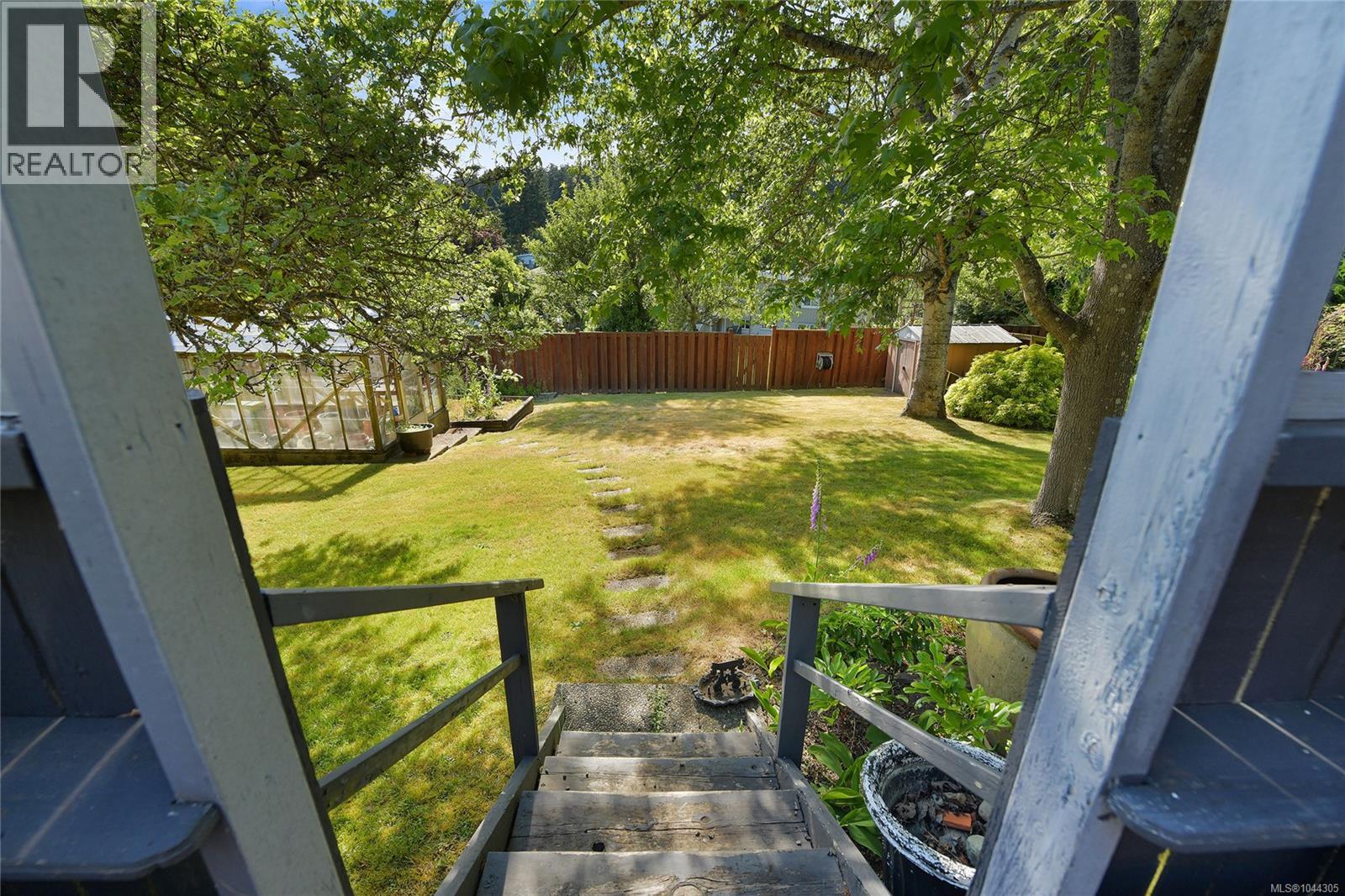  4296 CEDAR HILL Road, Saanich