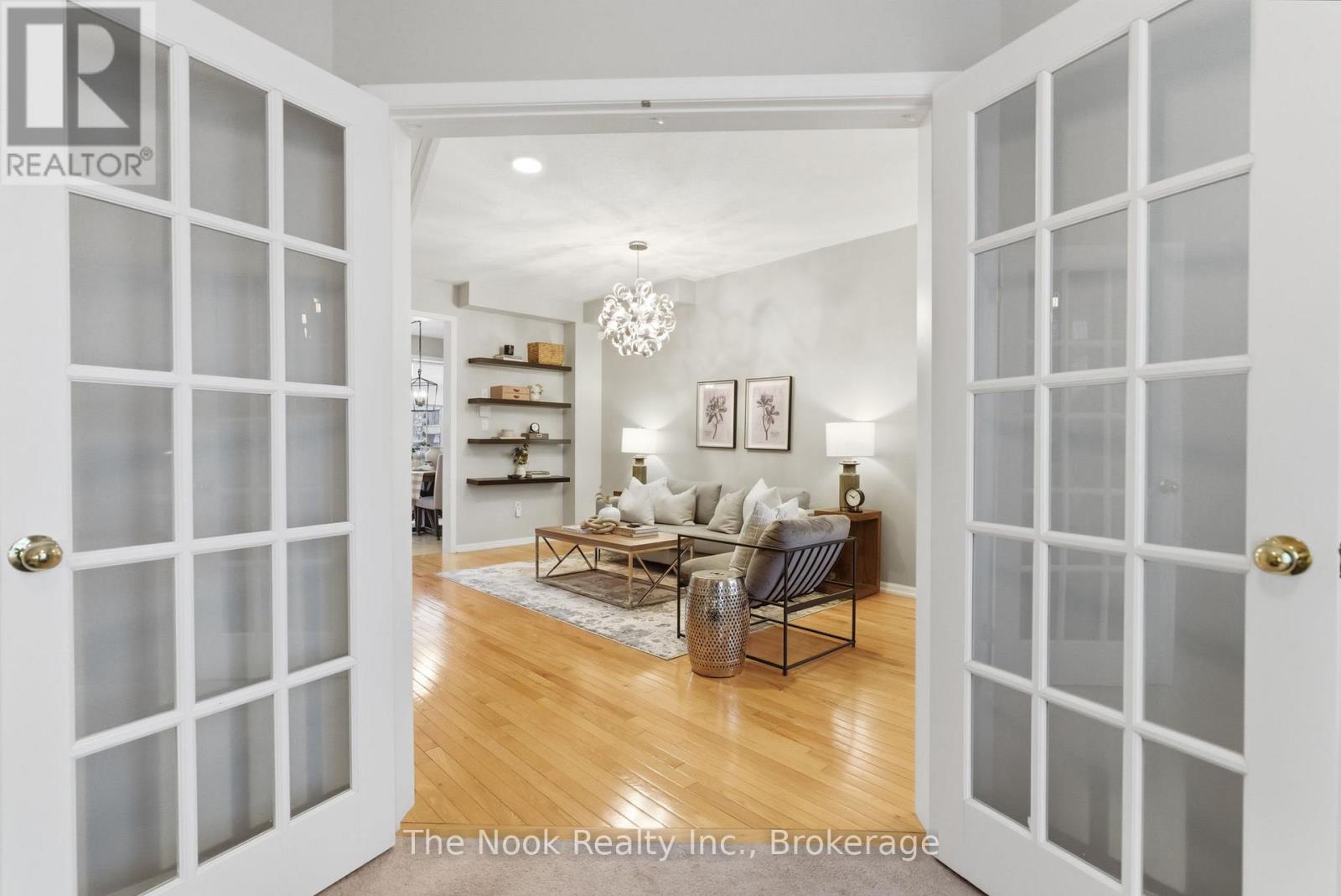 107 BARKDALE WAY - Image 16