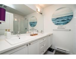 16337 15 Avenue, Surrey, BC V4A0C3 Photo 12
