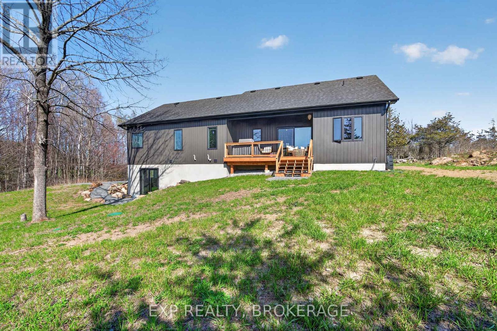 9304 PERTH ROAD - 28