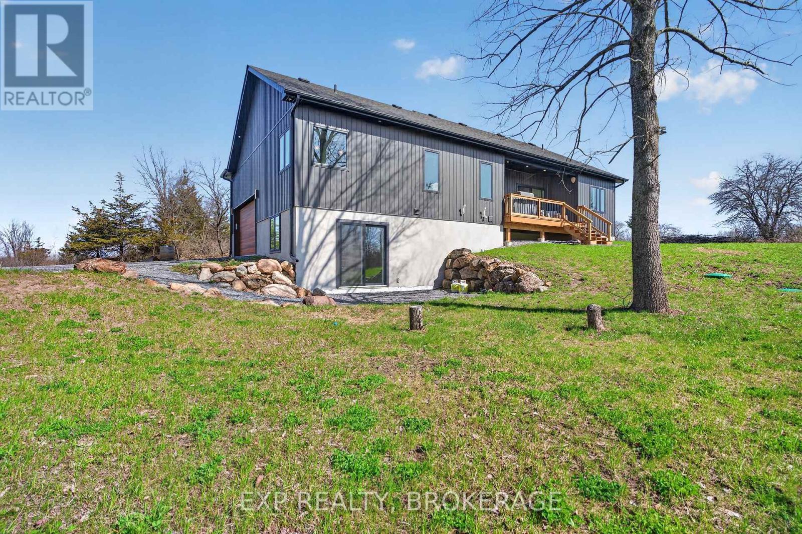 9304 PERTH ROAD - 30