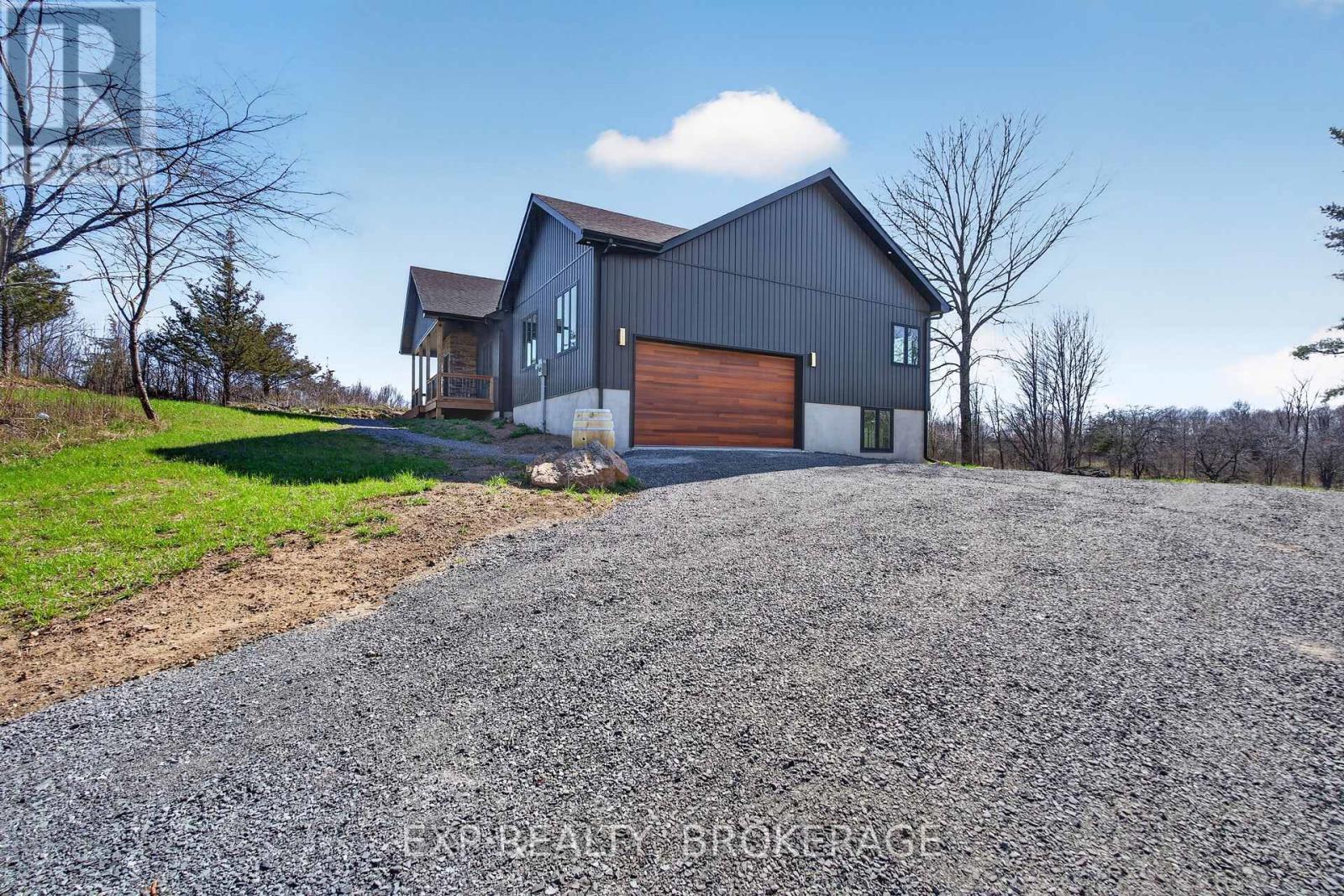 9304 PERTH ROAD - 35