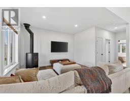 9304 Perth Road, Rideau Lakes, ON K0G1X0 Photo 13