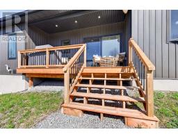 9304 Perth Road, Rideau Lakes, ON K0G1X0 Photo 27