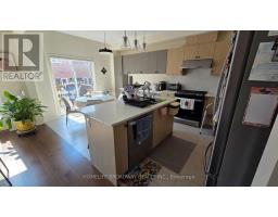 Laundry room - 112 Ness Drive, Richmond Hill, ON L4S0K7 Photo 8