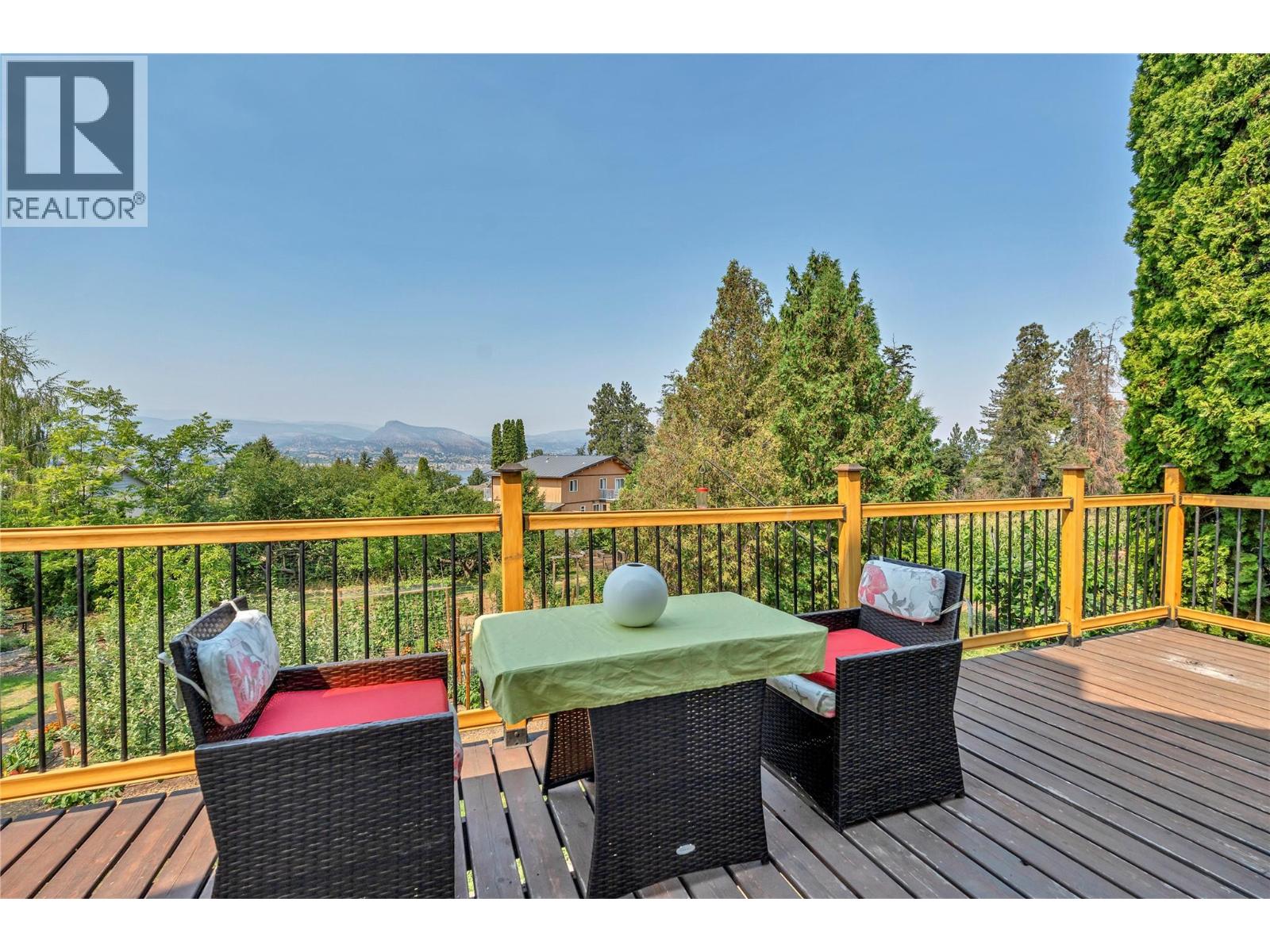 3015 Ponderosa Drive, Naramata