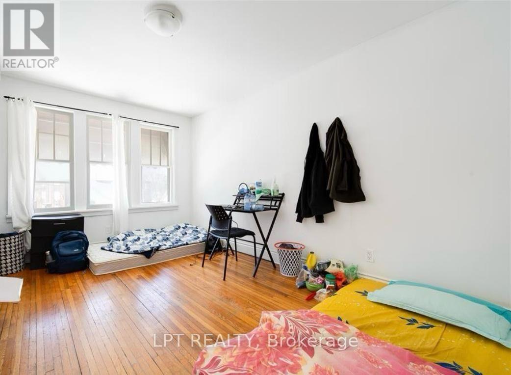 916 FELIX AVENUE - Image 16
