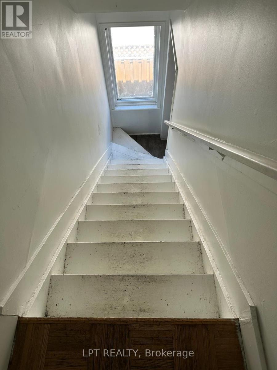 916 FELIX AVENUE - 14