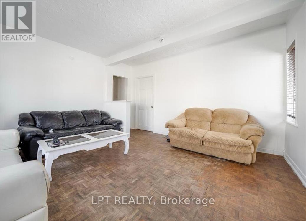 916 FELIX AVENUE - 8