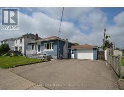 9 LYONS AVENUE