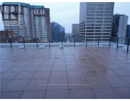 1910 - 111 Elizabeth Street, Toronto, ON M5G1P7 Photo 16