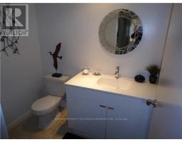1910 - 111 Elizabeth Street, Toronto, ON M5G1P7 Photo 11