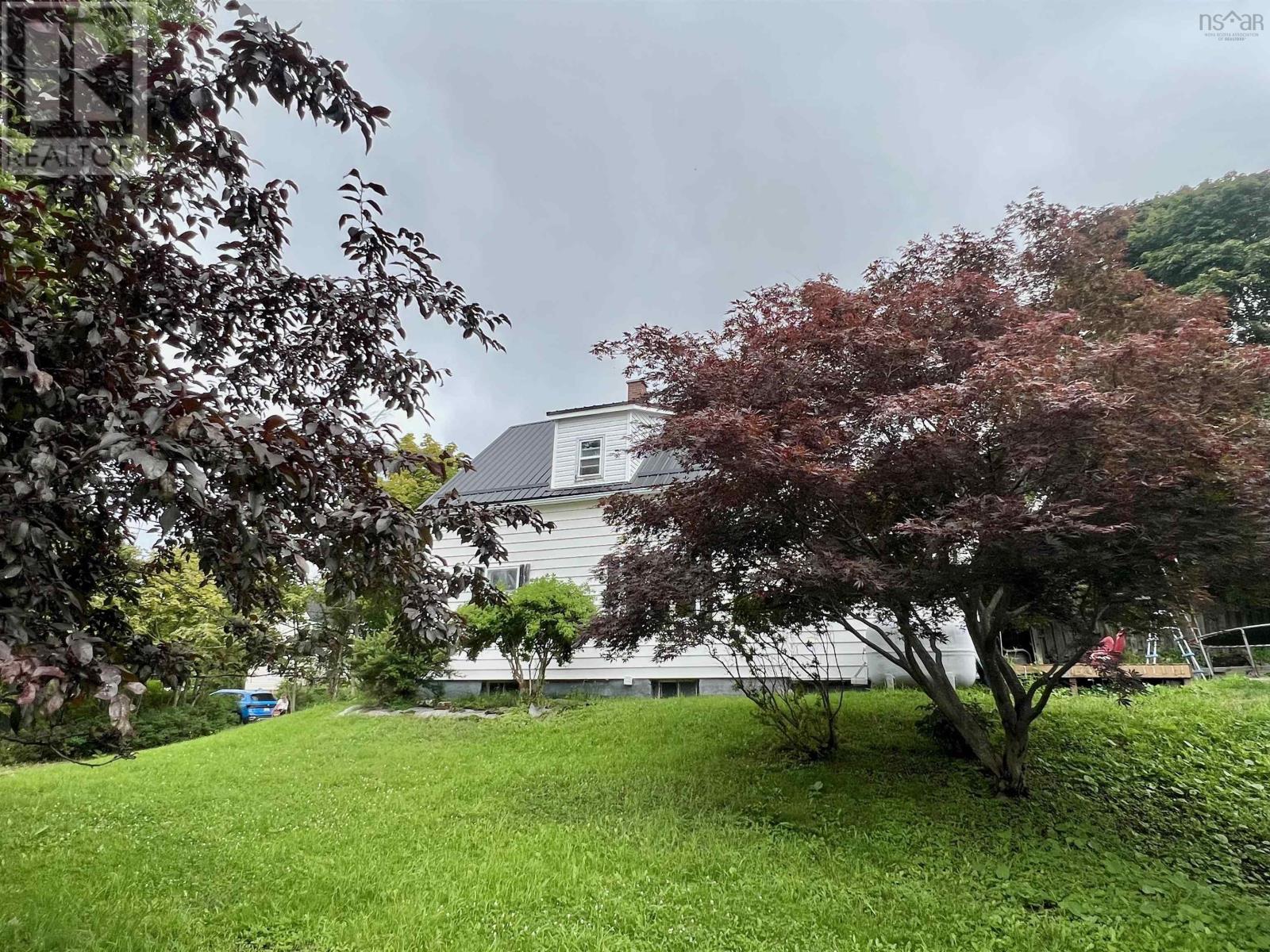 2 Central Avenue - 4