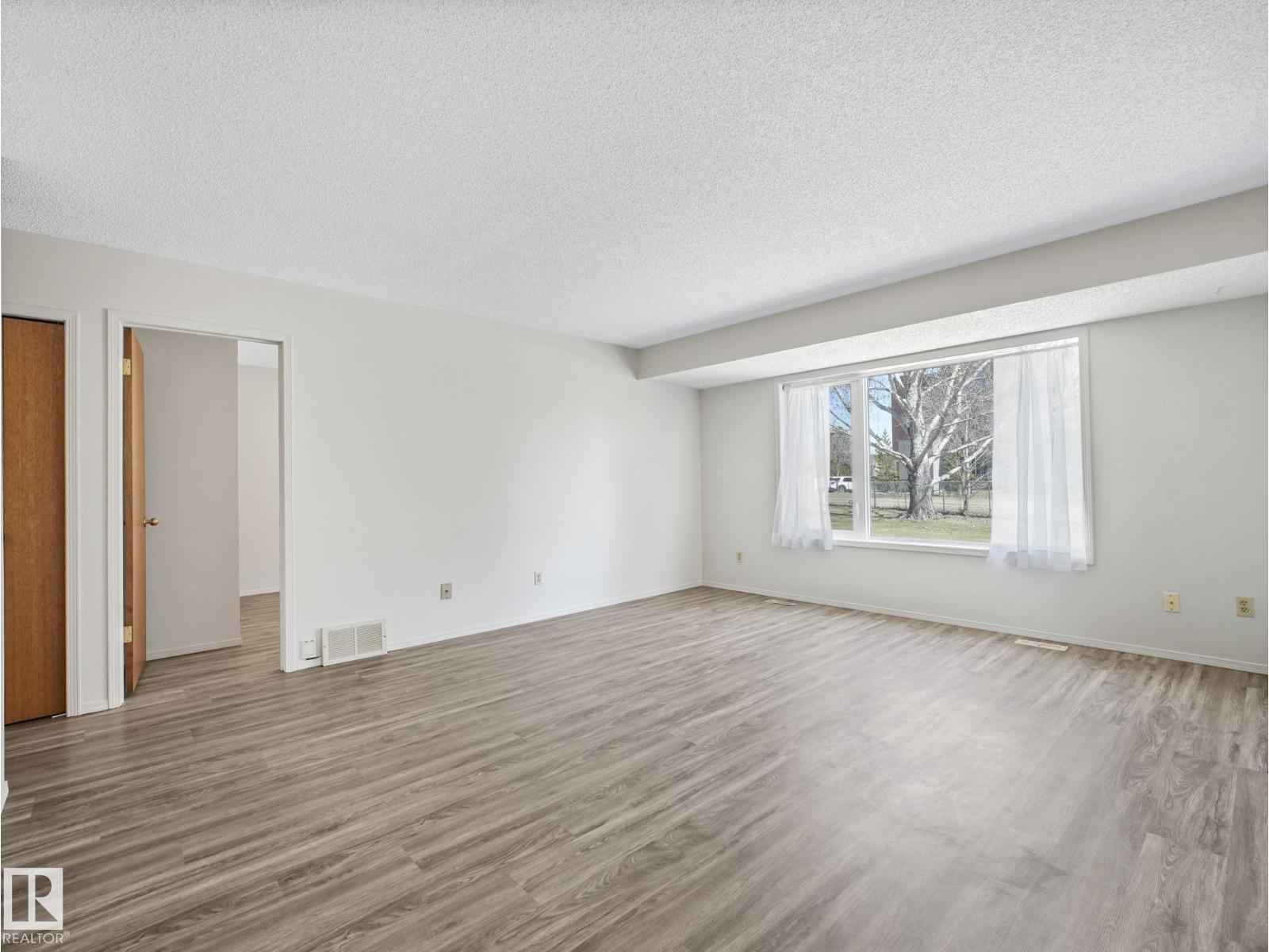 1521 62 Street NW - Photo 10