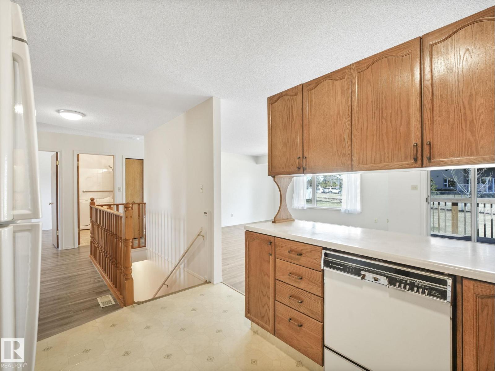 1521 62 Street NW - Photo 18