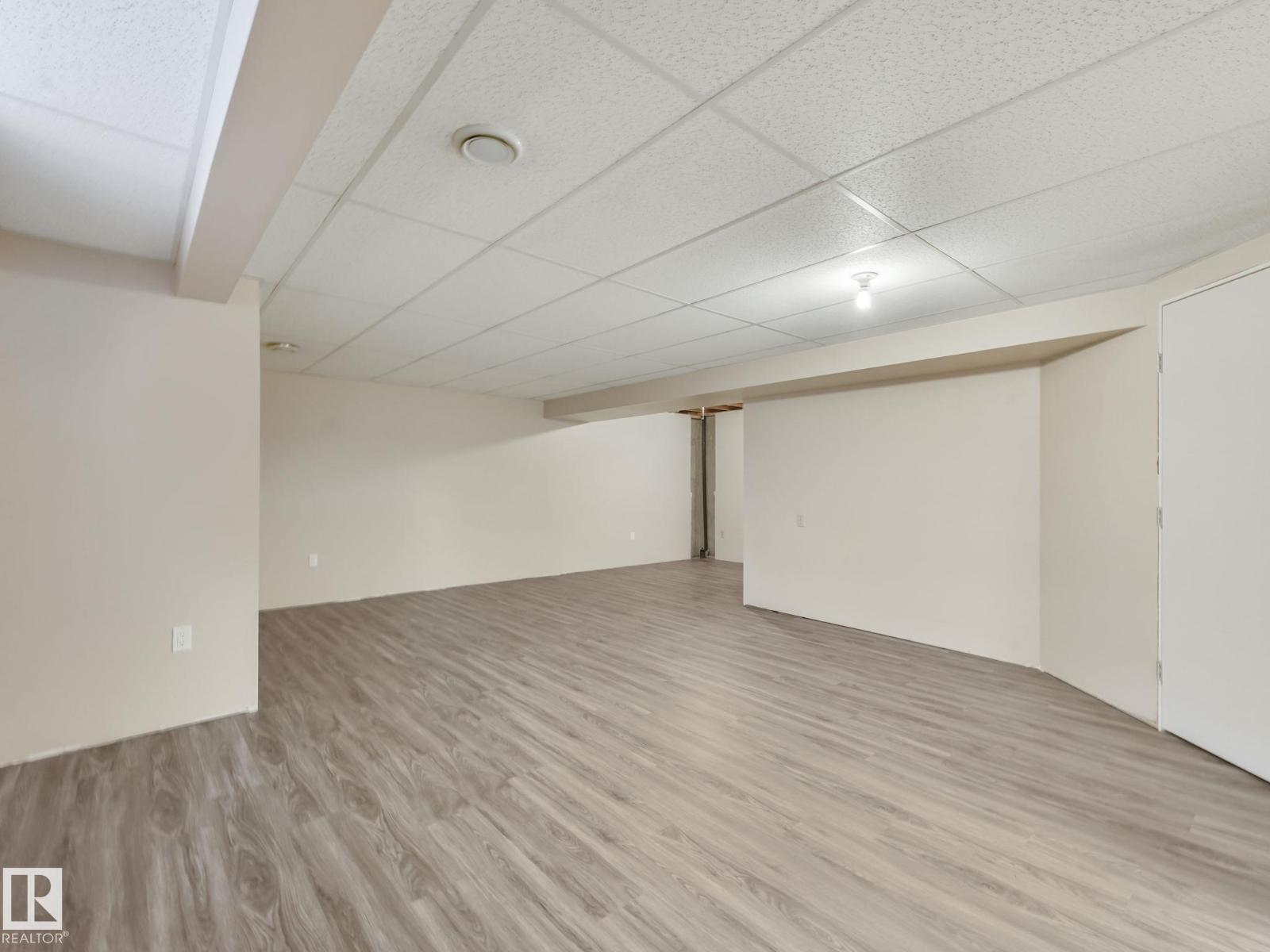 1521 62 Street NW - Photo 27