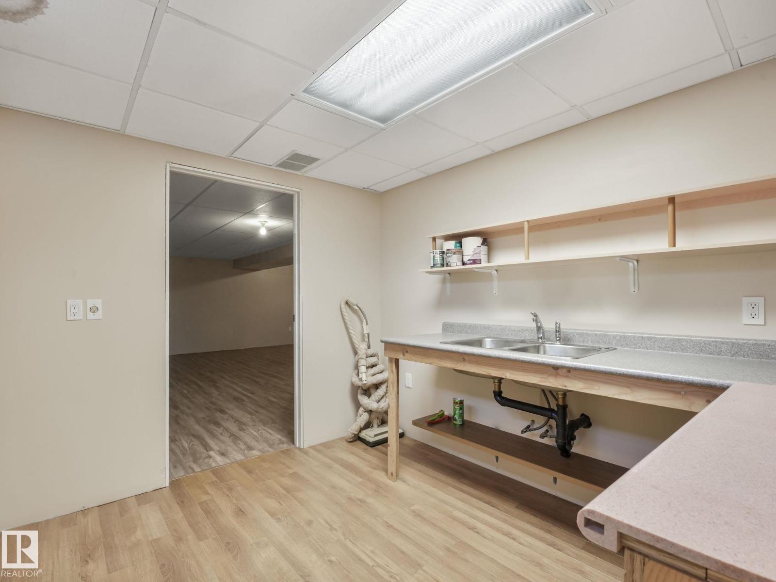 1521 62 Street NW - Photo 29