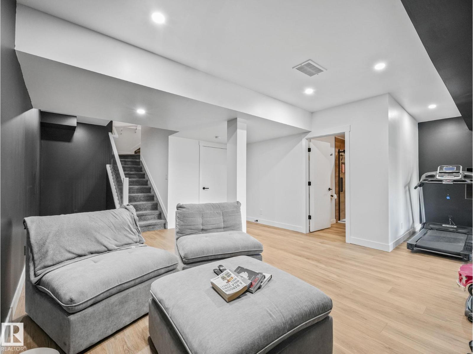 7151 EDGEMONT Way NW - Photo 35