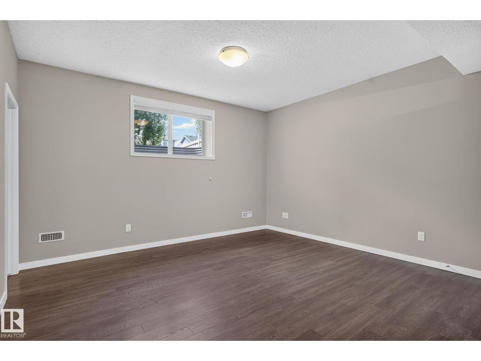 3536 CLAXTON CR SW - Image 64
