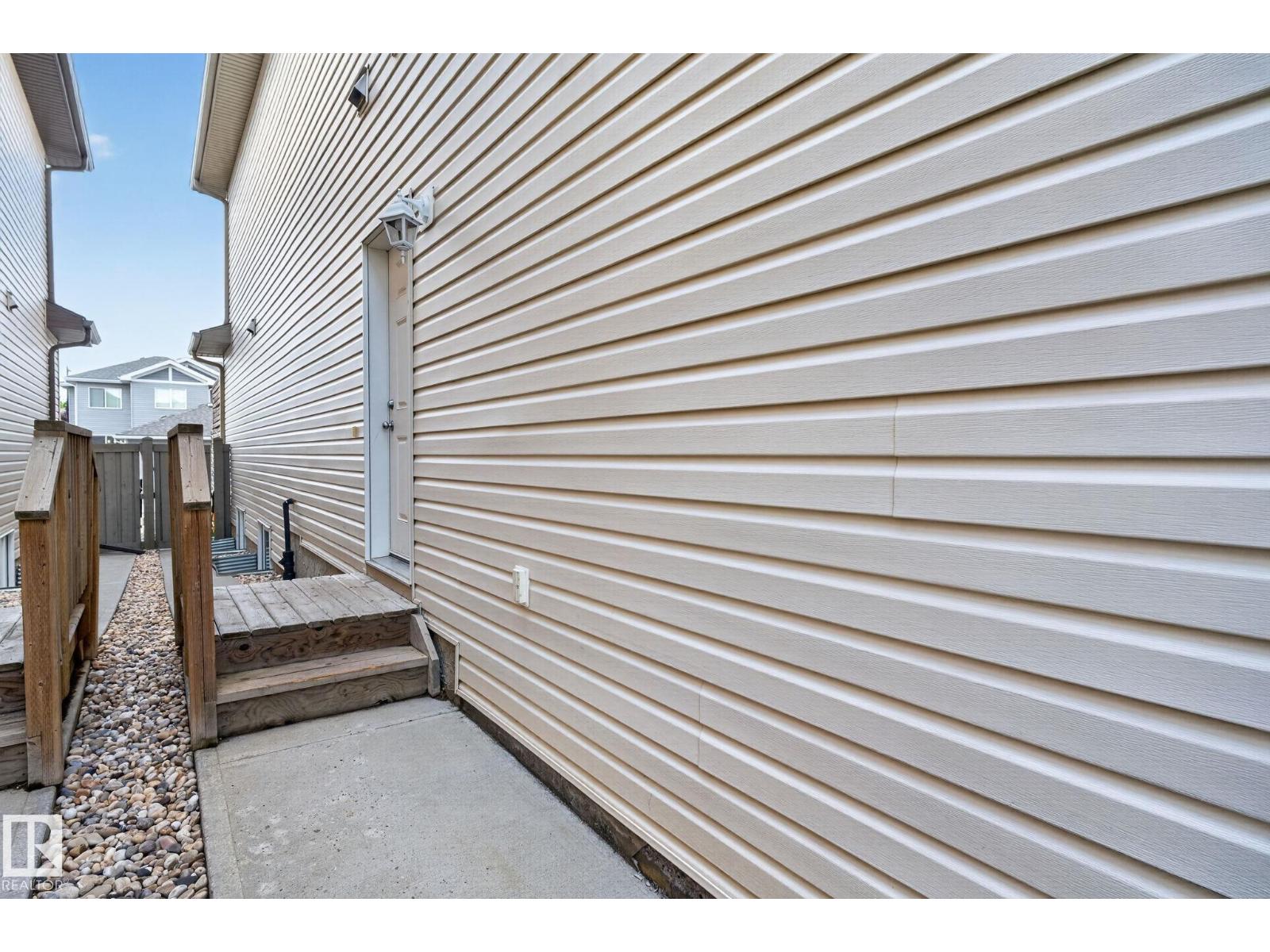3536 CLAXTON CR SW - Image 9