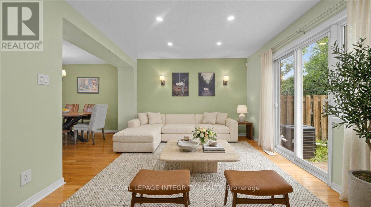 House for Rent in Ottawa – 69 ROYAL FIELD CRESCENT, Ottawa – By Peter Sagos - Image 10