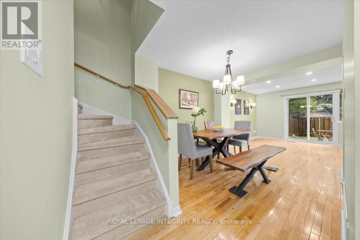 House for Rent in Ottawa – 69 ROYAL FIELD CRESCENT, Ottawa – By Peter Sagos - Image 15