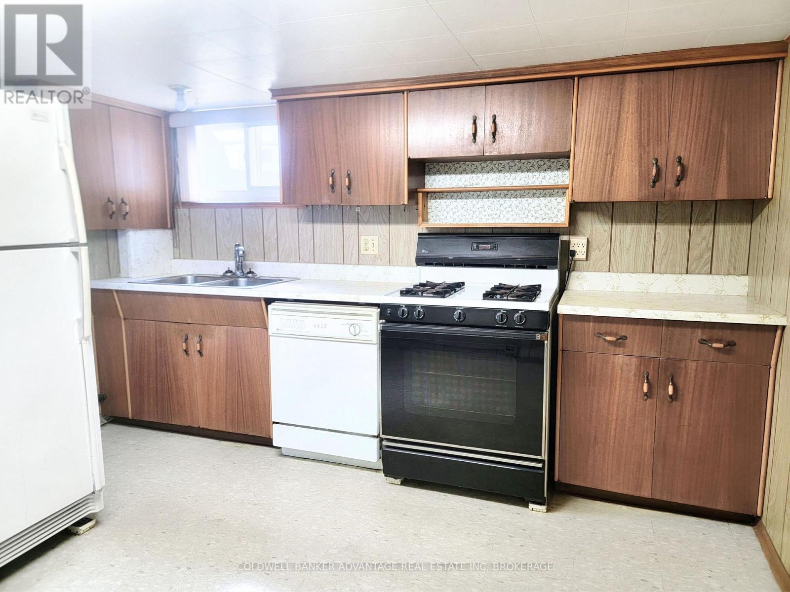 280 CLARKE STREET - Image 18