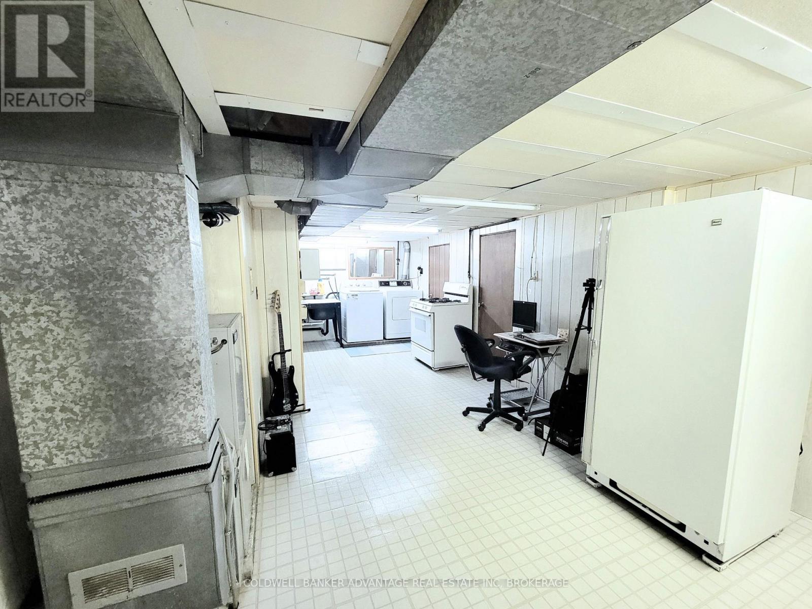 280 CLARKE STREET - Image 20