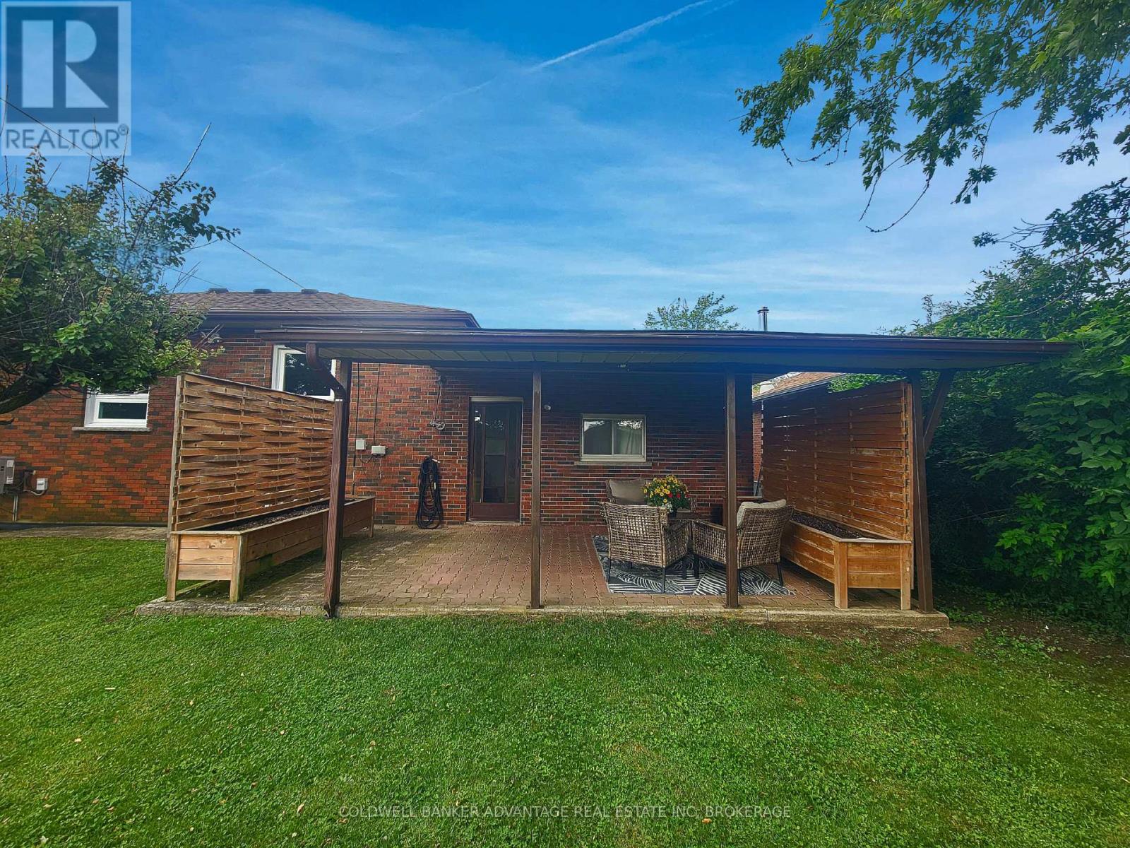 280 CLARKE STREET - Image 24